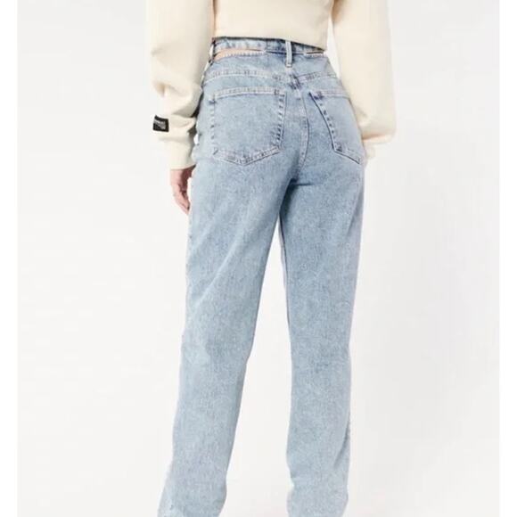 Hollister Social Tourist Ultra High Rise Straight Leg Jeans Cut-Out Waist, Blue - Picture 4 of 13